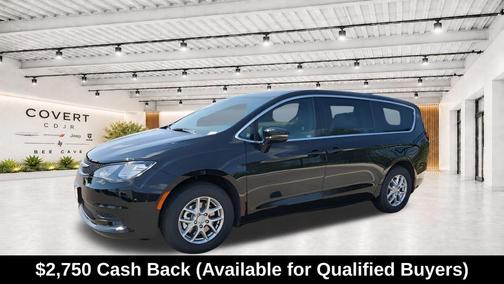 Diamond Black 2026 Chrysler Voyager LX