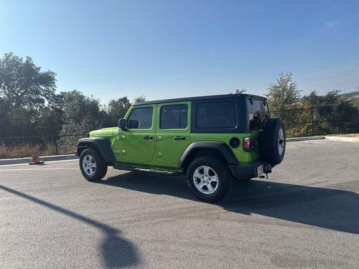 2018 Jeep Wrangler Unlimited Sport