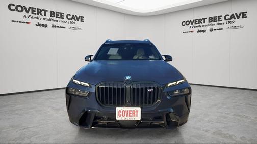 2023 BMW X7 M60i