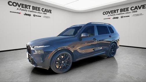 2023 BMW X7 M60i