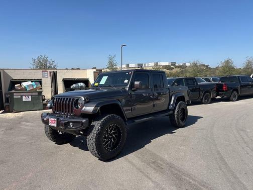 2021 Jeep Gladiator Overland