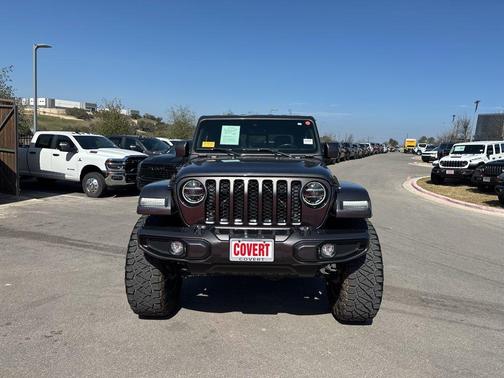 2021 Jeep Gladiator Overland