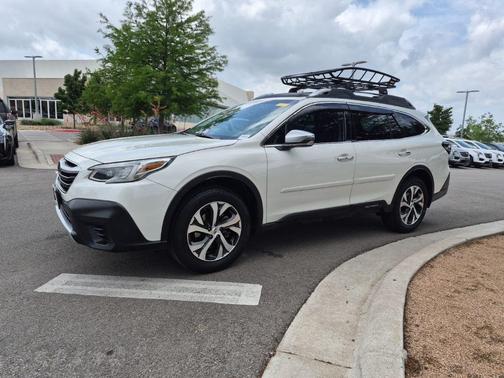 Crystal White Pearl 2020 Subaru Outback Touring XT