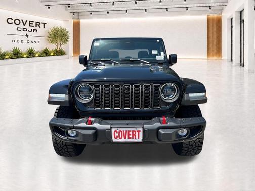 Black Clearcoat 2026 Jeep Gladiator Rubicon