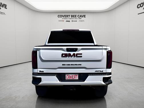 2024 GMC Sierra 2500 AT4