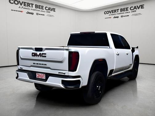2024 GMC Sierra 2500 AT4