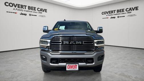 Billet Silver Metallic Clearcoat 2024 RAM 2500 Laramie