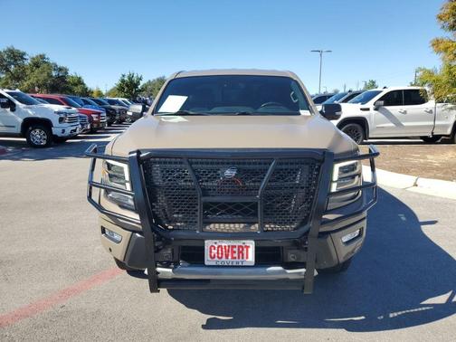 2023 Nissan Titan PRO-4X