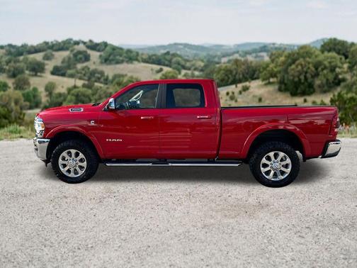 Flame Red Clearcoat 2022 RAM 3500 Laramie