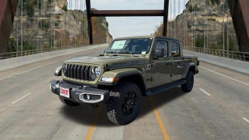 41 2025 Jeep Gladiator Texas Trail