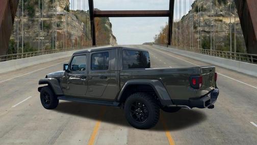 41 2025 Jeep Gladiator Texas Trail