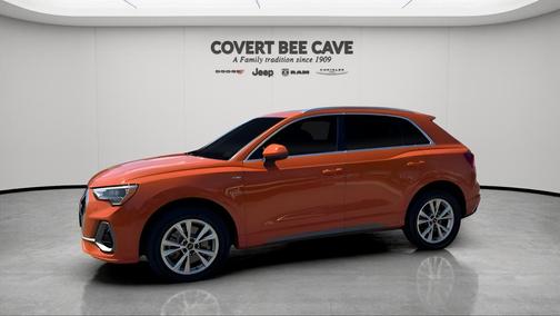 2022 Audi Q3 45 S line Premium