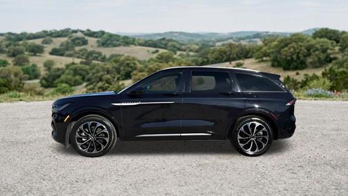 Black Metallic 2024 Lincoln Nautilus Reserve