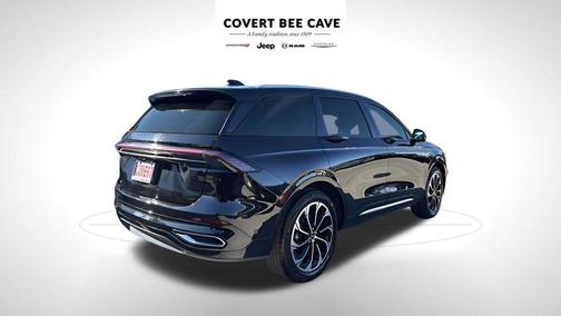 2024 Lincoln Nautilus Reserve