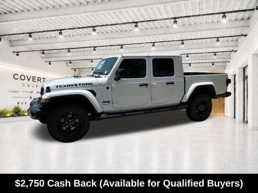 Bright White Clearcoat 2026 Jeep Gladiator Texas Trail
