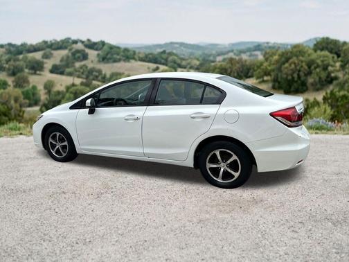 White 2015 Honda Civic SE