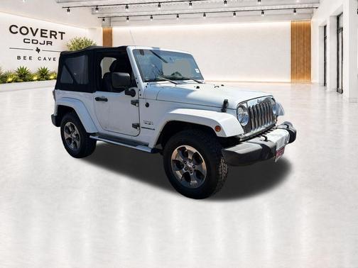 Bright White Clearcoat 2016 Jeep Wrangler Sahara