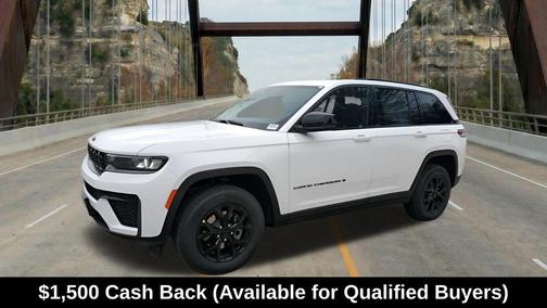 Bright White Clearcoat 2026 Jeep Grand Cherokee Laredo