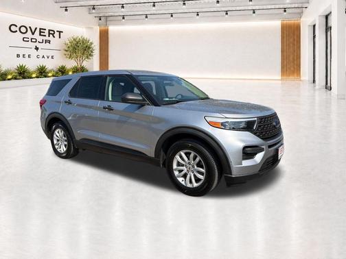 Silver Metallic 2021 Ford Explorer Base