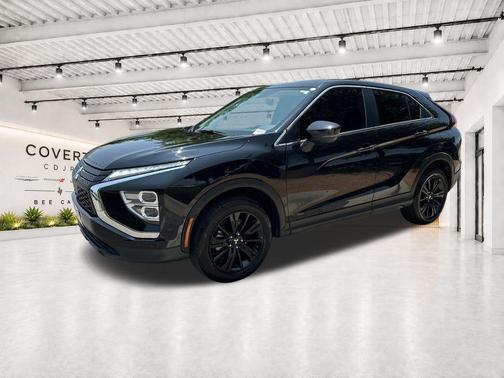 Labrador Black Pearl 2025 Mitsubishi Eclipse Cross LE