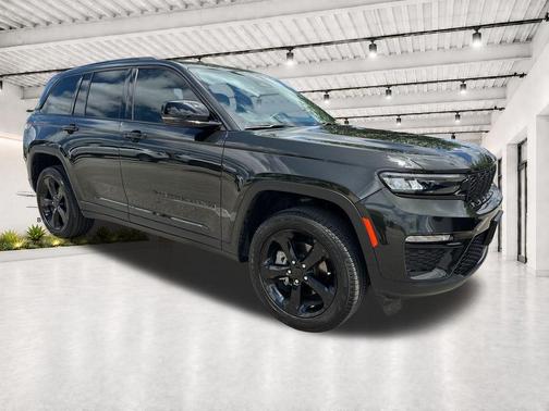 Pearlcoat 2024 Jeep Grand Cherokee Limited