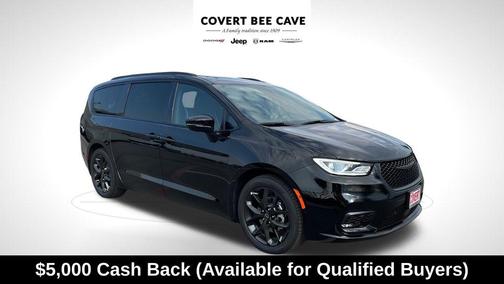 Diamond Black 2026 Chrysler Pacifica Limited