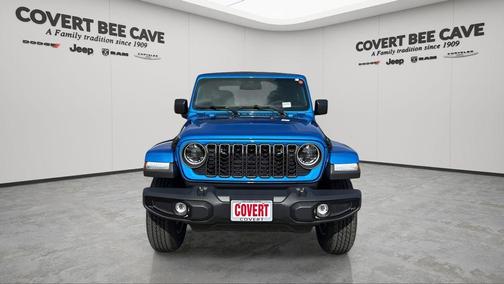 Hydro Blue Pearlcoat 2026 Jeep Gladiator Sport