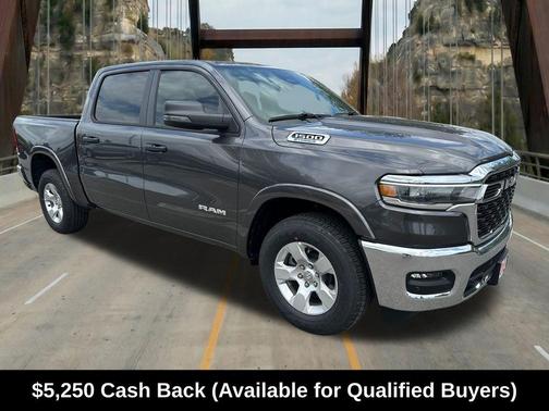 Granite Crystal Clearcoat Metallic 2026 RAM 1500 Big Horn/Lone Star