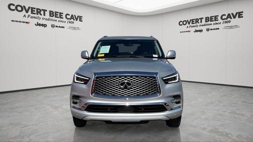 2023 INFINITI QX80 Luxe