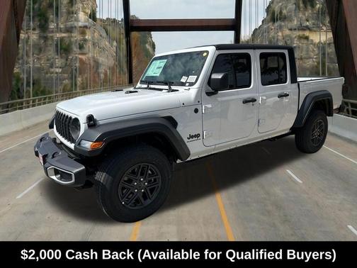 Bright White Clearcoat 2026 Jeep Gladiator Sport