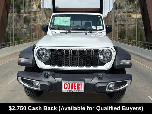 Bright White Clearcoat 2026 Jeep Gladiator Sport