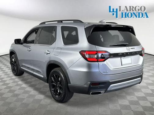 2025 Honda Pilot TOURING+