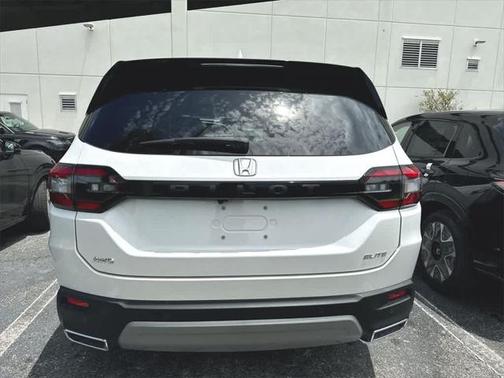2025 Honda Pilot Elite