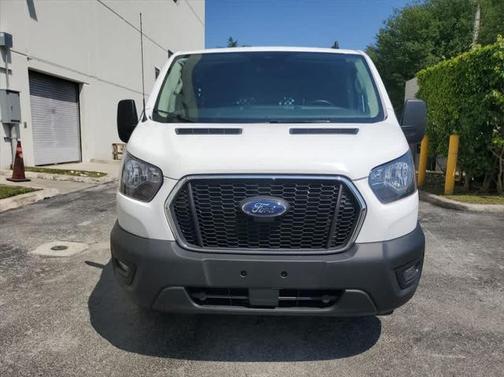 2023 Ford Transit-250