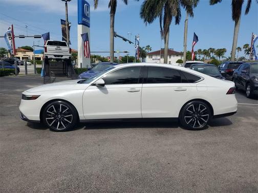 2024 Honda Accord Hybrid Touring