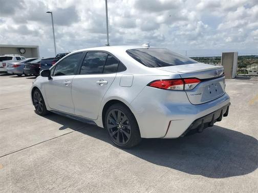 2024 Toyota Corolla Hybrid SE
