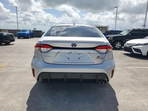 2024 Toyota Corolla Hybrid SE