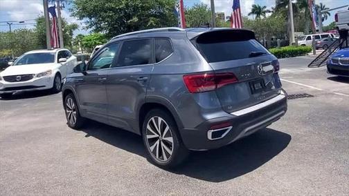 2022 Volkswagen Taos 1.5T SE