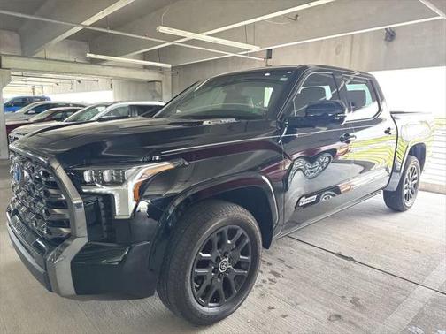 2024 Toyota Tundra Hybrid Platinum