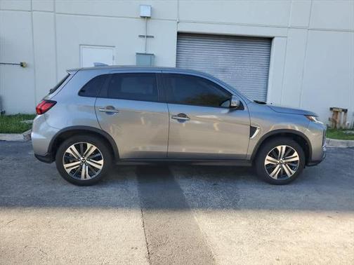 2020 Mitsubishi Outlander Sport SE 2.0