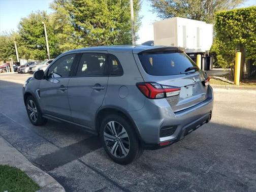2020 Mitsubishi Outlander Sport SE 2.0