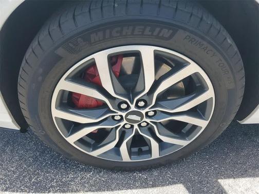 2024 Cadillac XT6 Sport AWD