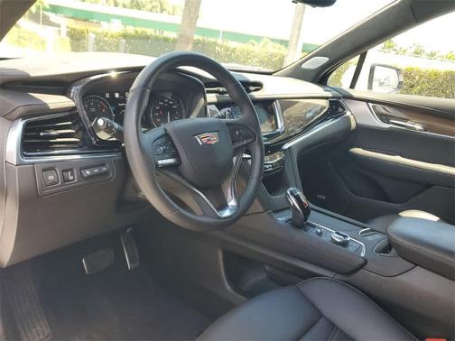 2024 Cadillac XT6 Sport AWD