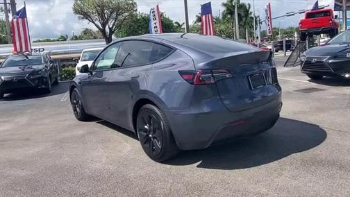 2023 Tesla Model Y Long Range