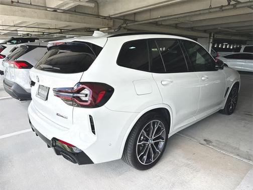 2023 BMW X3 M40i
