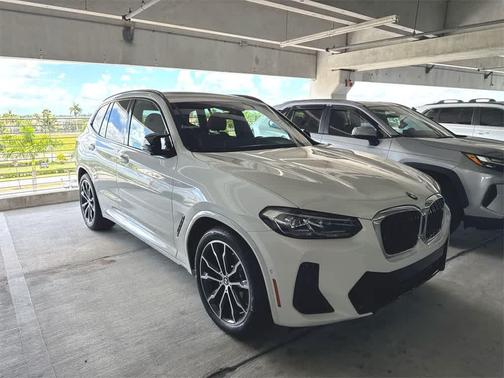2023 BMW X3 M40i