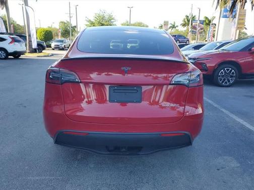 2023 Tesla Model Y Performance