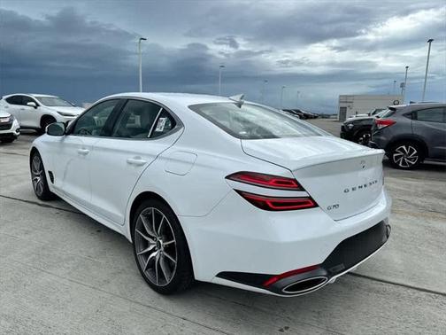 2025 Genesis G70 2.5T