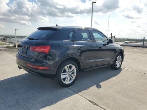 2017 Audi Q3 2.0T Premium