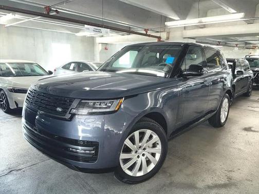 2025 Land Rover Range Rover P400 SE